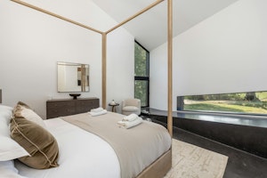 A Study in Green image 7