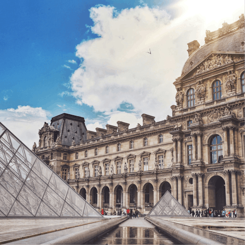 Begin your stay with an inspiring stroll through the Louvre