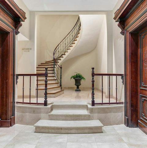 Impress with the grand entrance of this beautiful 18th-century mansion