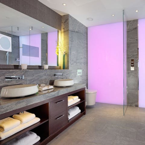 Pamper yourself in the luxurious bathroom