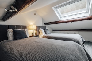 Fronwen Lodge image 3