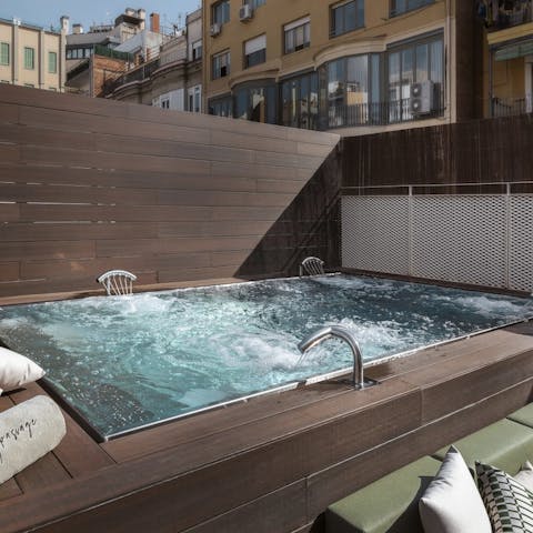 Cool off in an extremely rare sight in Eixample – a pool!