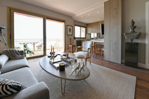 Riviera Treasure image 4