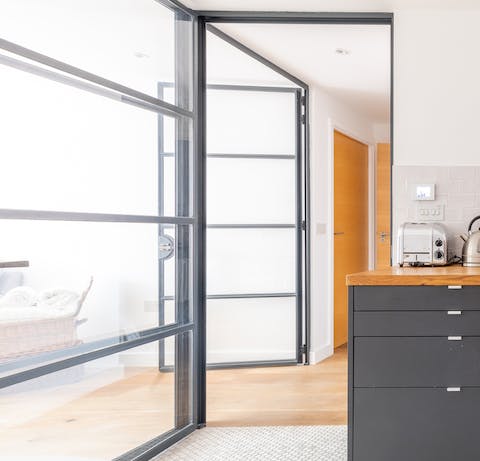 Stylish Crittall partition glass