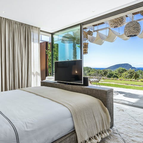 Wake up to views of the ocean from the bedrooms