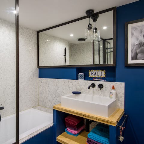 The stylish bathroom in deep blue