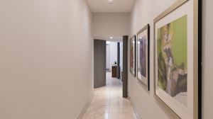 Bentinck Street Suite III image 4