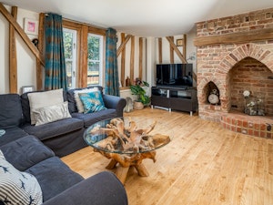 Chilterns Charm image 1