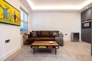 Knightsbridge Leather image 1