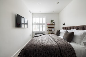 Knightsbridge Leather image 3