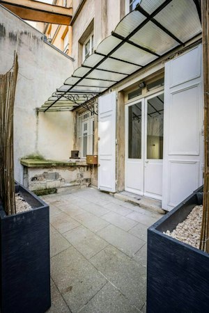 Charm of Paris image 7