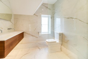 Chipperfield Charmer image 9