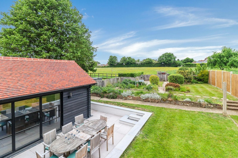 Chipperfield Charmer additional image