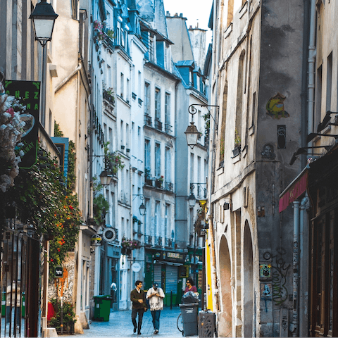 Enjoy your location in the heart of the Marais