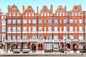 Belgravia & Bloom image 12