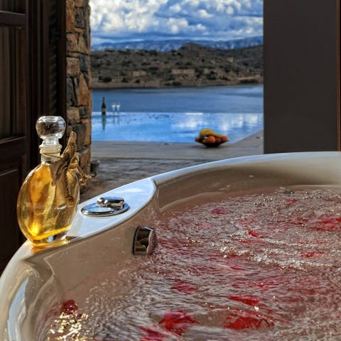 Enjoy a bubble in the Jacuzzi-style bath before bedtime
