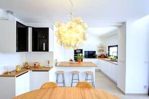 Sainte Sunshine image 11