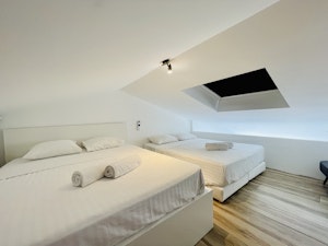 Sainte Sunshine image 8