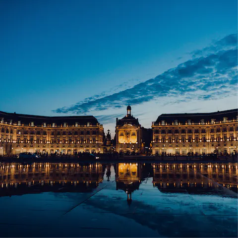 Discover the magic of Bordeaux with ease – you're right in the heart of the old town, surrounded by historical sights