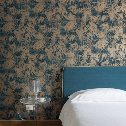 The patterned wallpaper