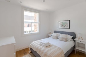 Fitzrovia White image 7