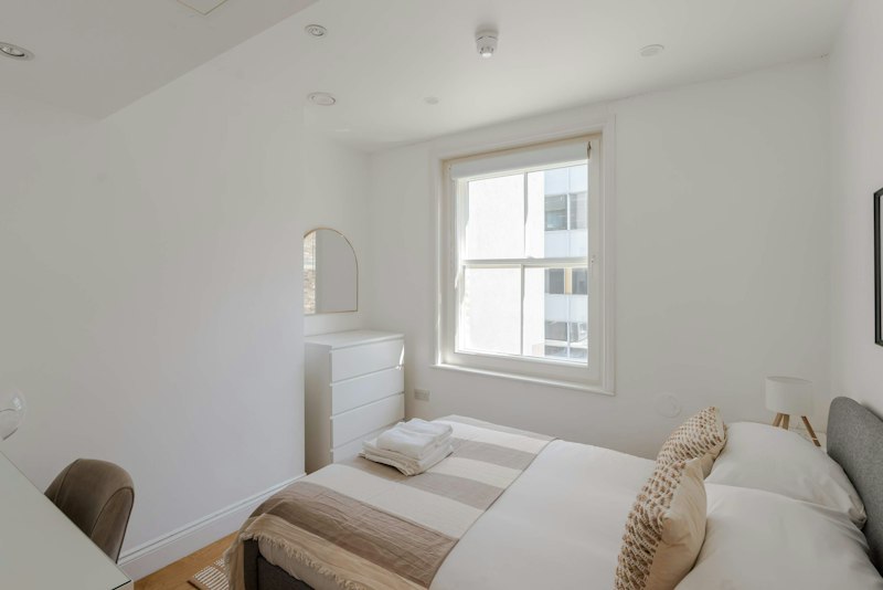 Fitzrovia White additional image