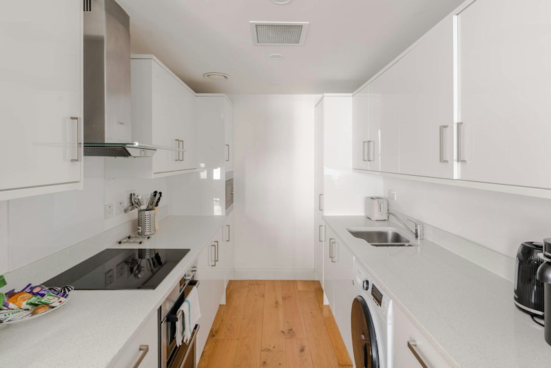 Fitzrovia White additional image