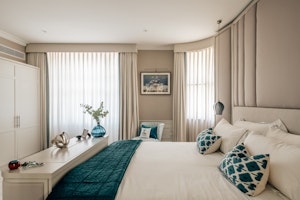 Squarely Belgravia image 9