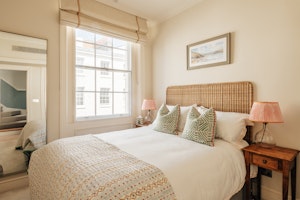 Squarely Belgravia image 5