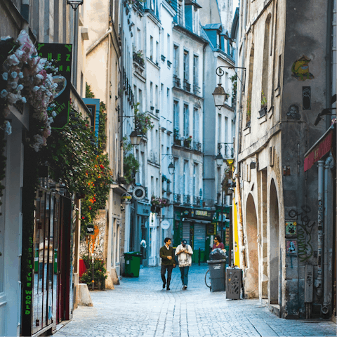 Wind your way through the historic streets of Le Marais