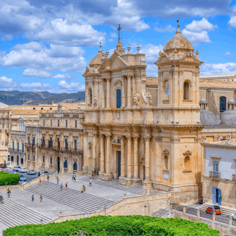 Explore the beautiful town of Noto – just two kilometres away