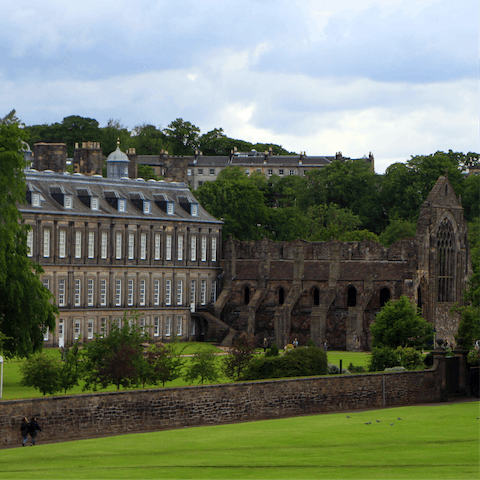 Wander down to Holyrood Palace and its ancient Abbey, twelve minutes from home