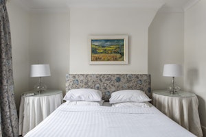Knightsbridge Wonder image 6