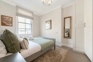 Belgravia Elegance image 13