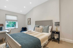 Belgravia Elegance image 6