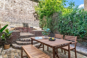 Belgravia Elegance image 3