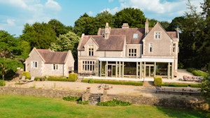 Somerset Manor image 1