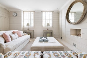 Parkside Mews image 1
