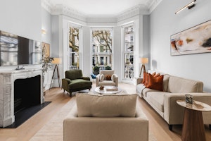 Holland Park Retreat image 1