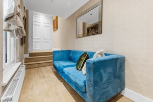Holland Park Retreat image 7