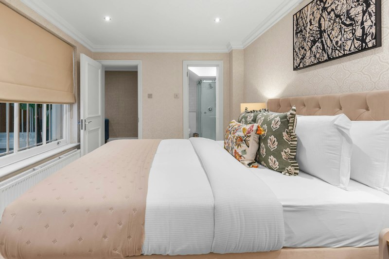 Holland Park Retreat additional image