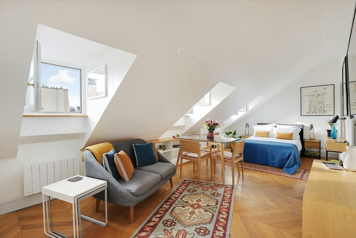 A Parisian Studio, Ile-de-France