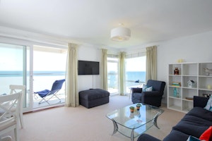 Light & Sea image 1