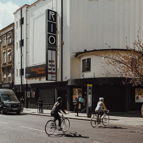 Explore Dalston – home to vintage boutiques, hip cocktail bars and basement clubs – twenty minutes away on foot