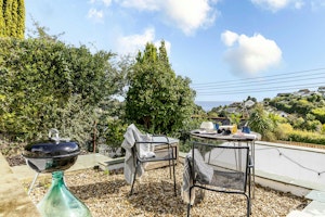 Devonshire Haven image 11