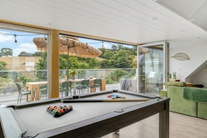 Devonshire Haven image 2