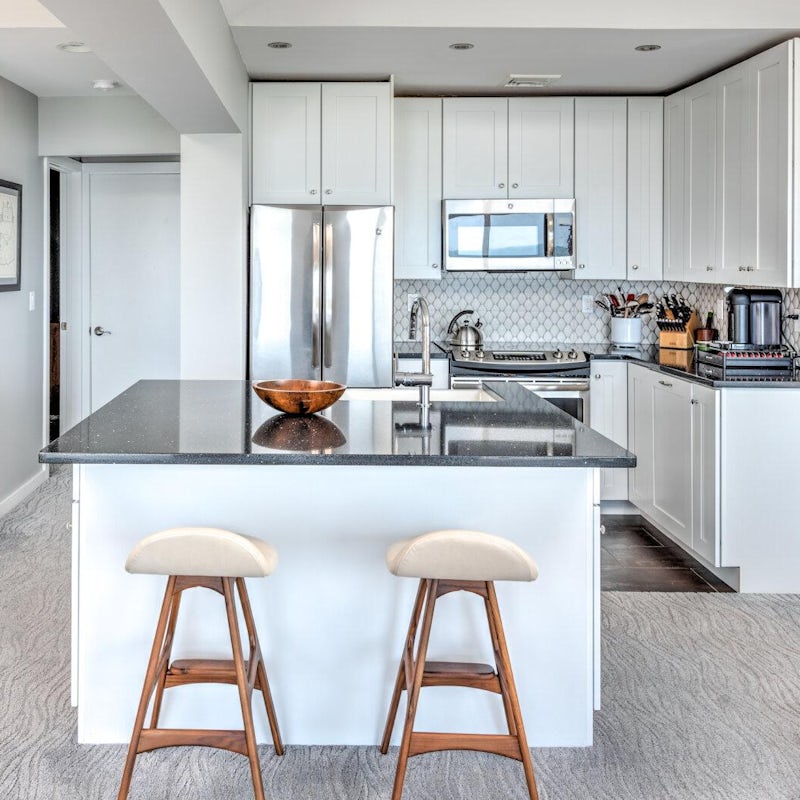 Start your day at the kitchen's sophisticated breakfast bar