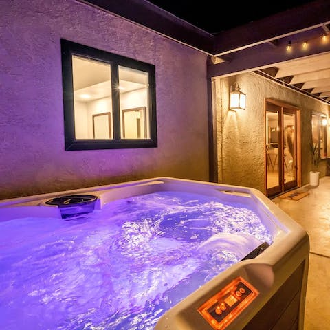 Star gaze from the hot tub