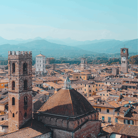 Take the five-minute drive up to Lucca and immerse yourself in the local life of this historic town