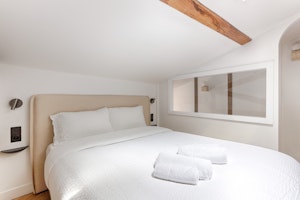 Bastille Oak image 10